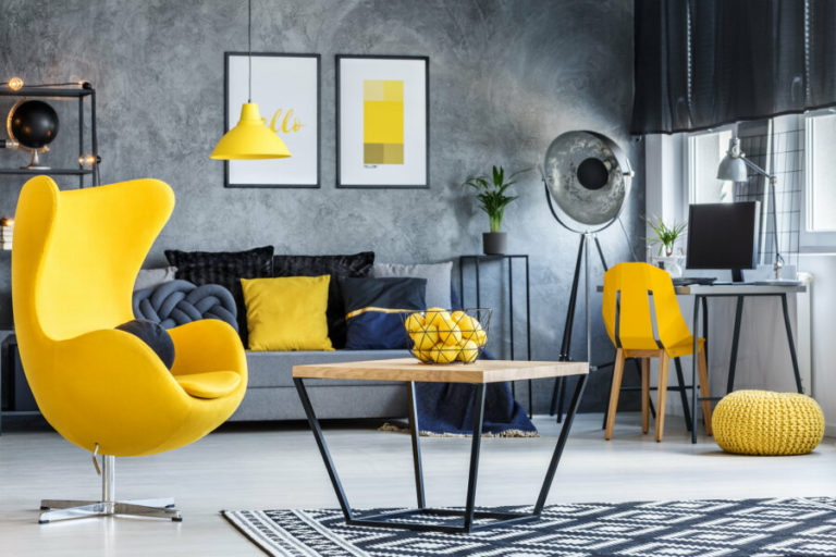 Soggiorno grigio e giallo: idee di design e decorazione