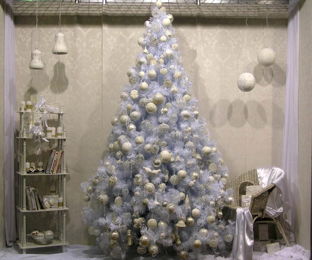 White Christmas Tree