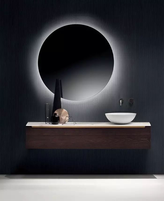 Mirrors in the bathroom: decor, types, shapes,  backlights