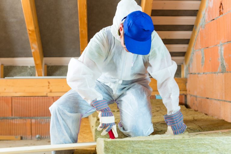 How to properly insulate the attic in a private house