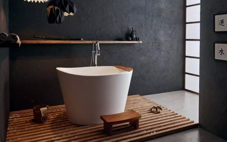 Japanese soaking tubs: the key for a comfortable bathing