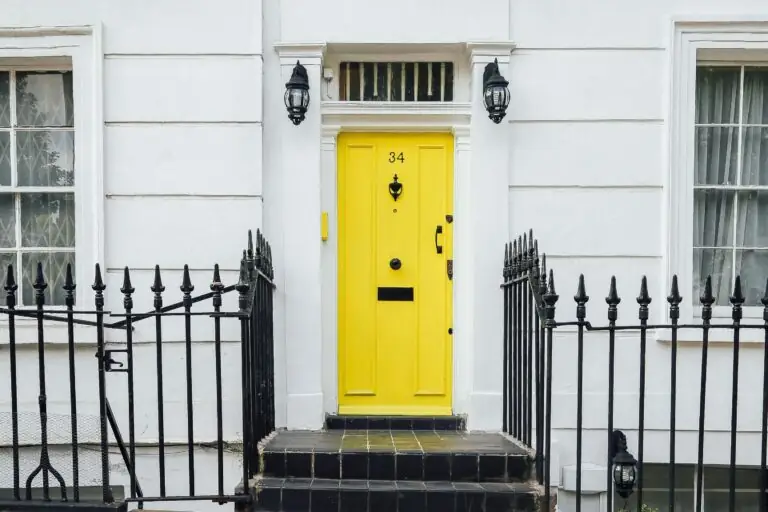 Front Door Trends 2024: Colors, Materials, and Styles
