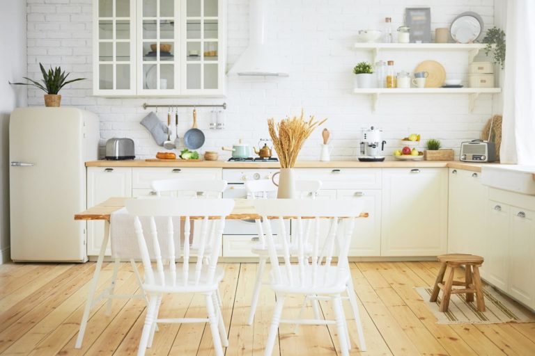 French country kitchen design ideas (Provence style)