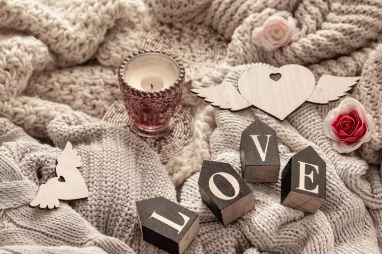 Valentine’s Day decor ideas 2021