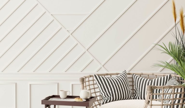 Board and batten accent wall: styles, colors, DIY and design ideas