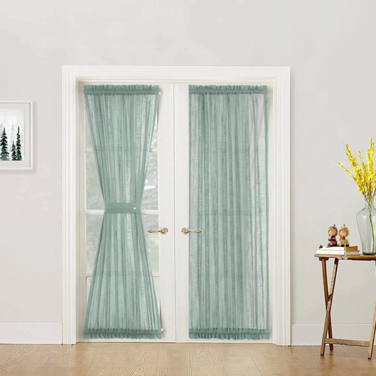 French door curtains: selection tips and stylish ideas for inspiration