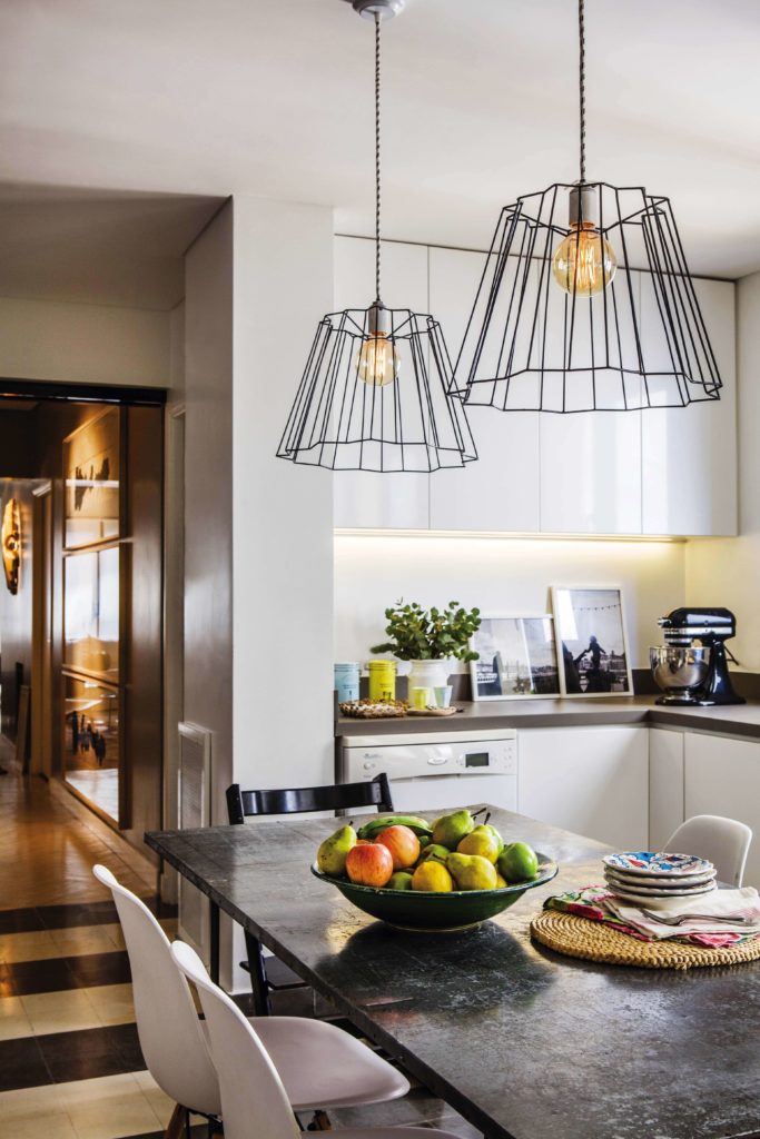 Kitchen Table Lighting Trends We’ll See in 2025 - Hackrea