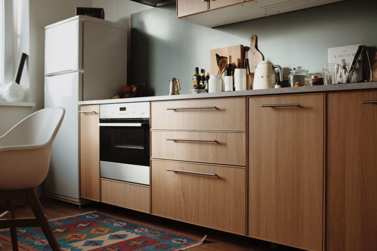 Kitchen Cabinet Hardware Trends: 2024 Edition