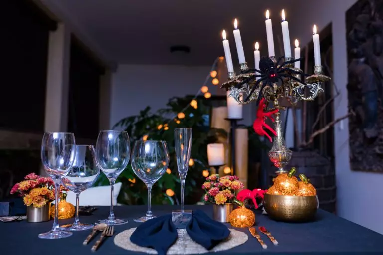 Halloween Table Decor Ideas 2023: Trends & Table Setting