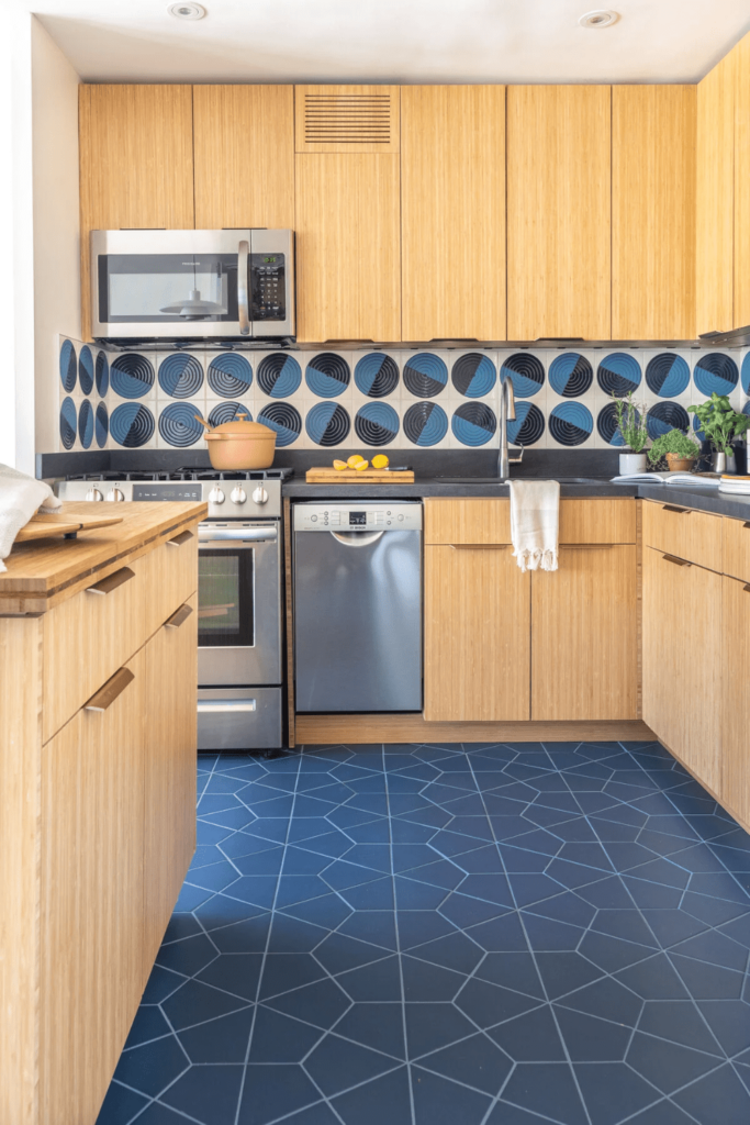 Kitchen Floor Tile Ideas That Will Be Huge in 2025 - Hackrea