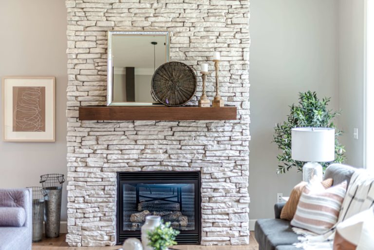 Top 12 fireplace decor ideas for a stylish and cozy environment + inspirational photos