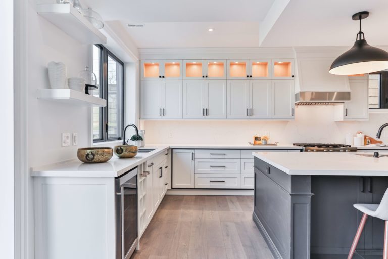 How to update kitchen cabinets without replacing them: 8 makeover ideas with useful tips