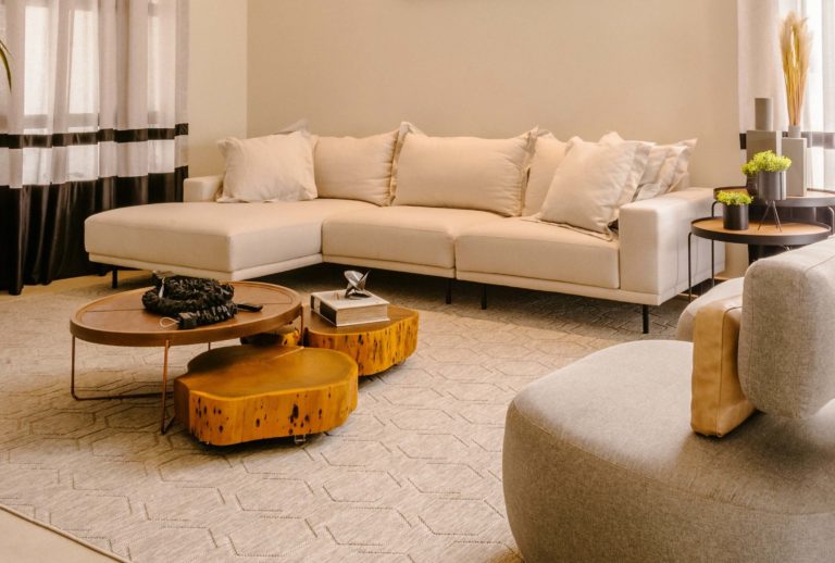 12 Outstanding coffee tables with nesting tools: add style and functionality to your interior design