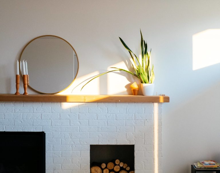 14 Creative ideas for mantel decor: stylish suggestions with inspirational photos