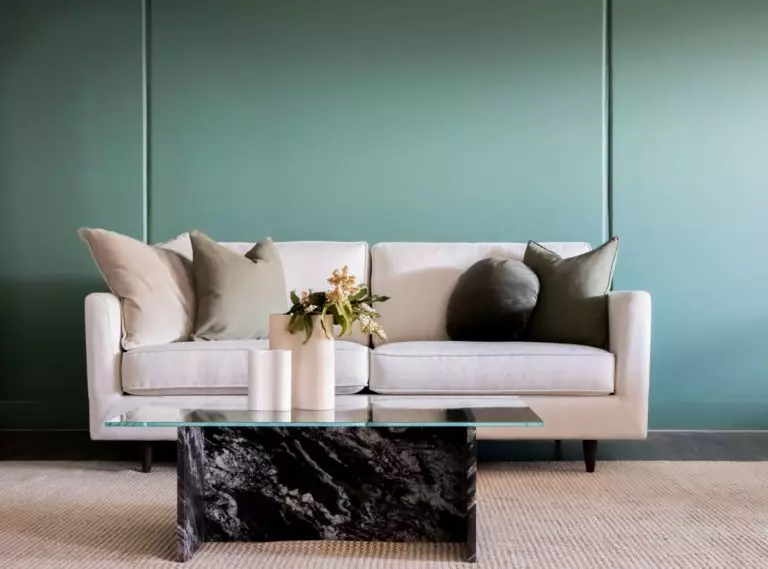 Timeless green paint colors from Behr: trendy splashes of naturalness