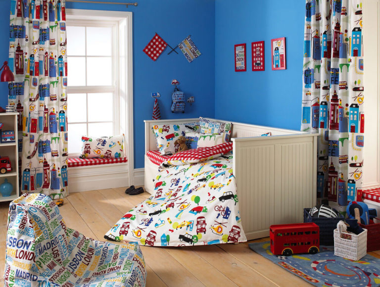 Curtains for boys room: trendy ideas with inspirational photos