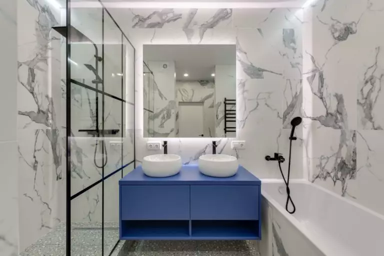 12 Charming Blue Vanity Bathroom Ideas