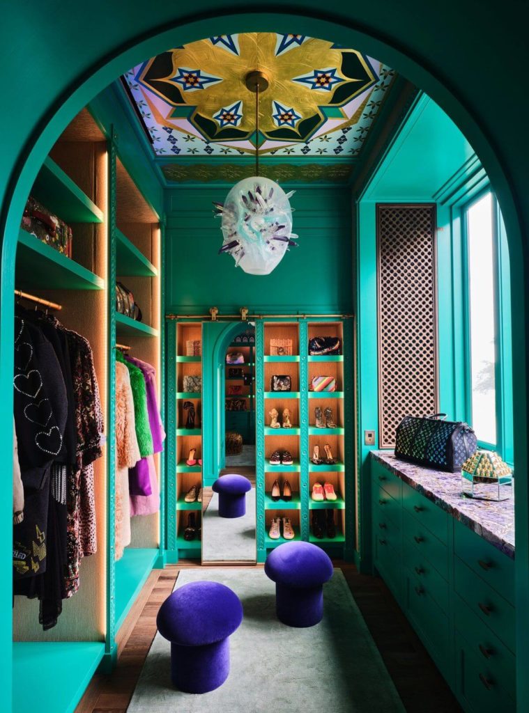 Top 14 Master Bedroom Walk-In Closet Ideas to Try in 2025 - Hackrea