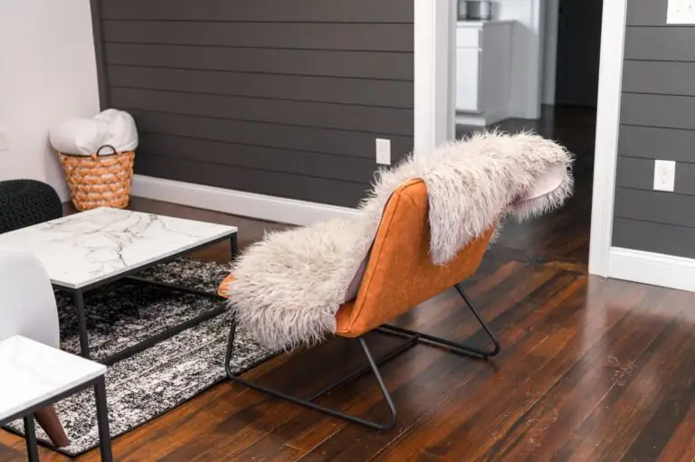 What Furniture Goes With Dark Wood Floors: Styling Tips