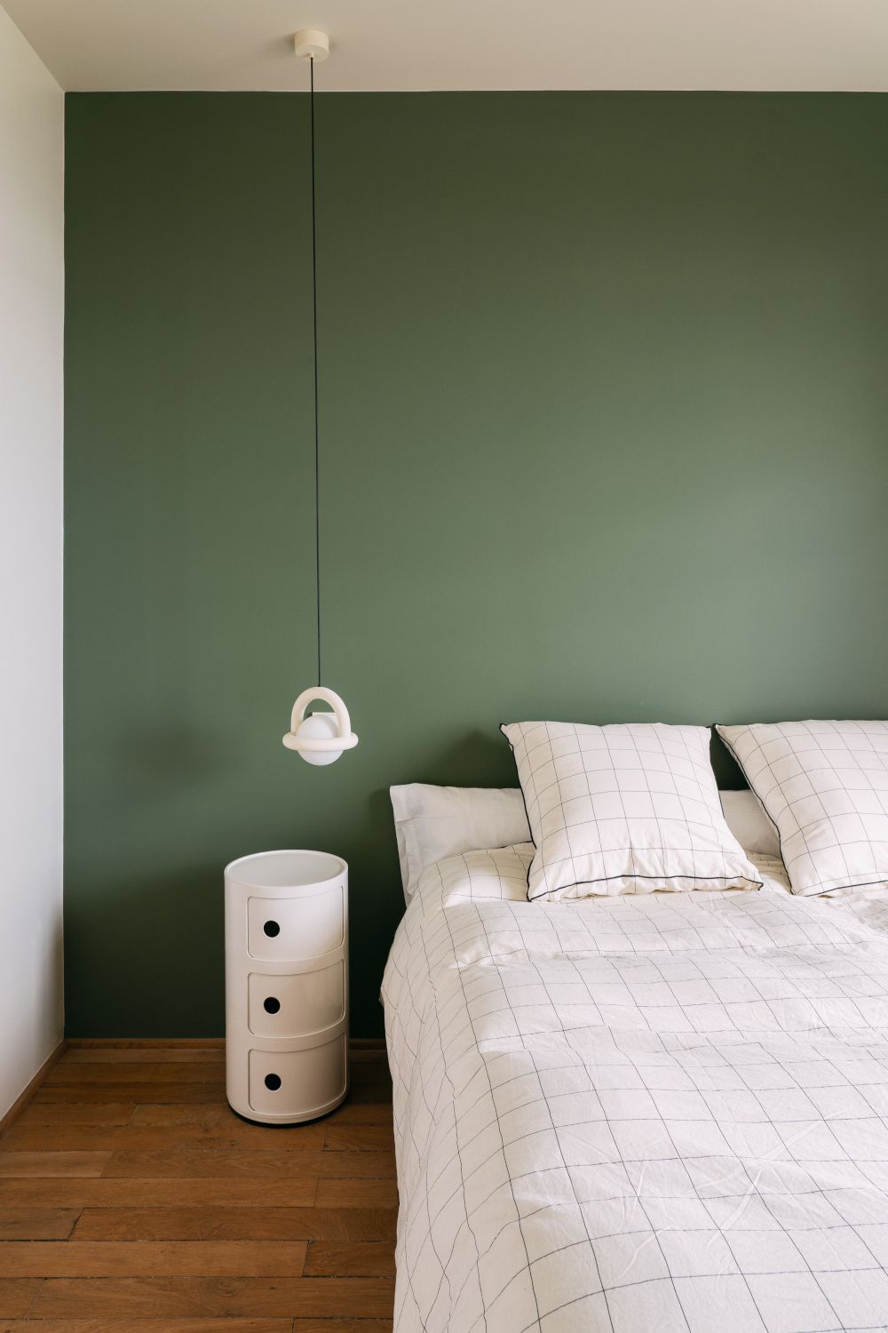Bean Counter (Dulux): What Color Is, Review, and Use - Hackrea