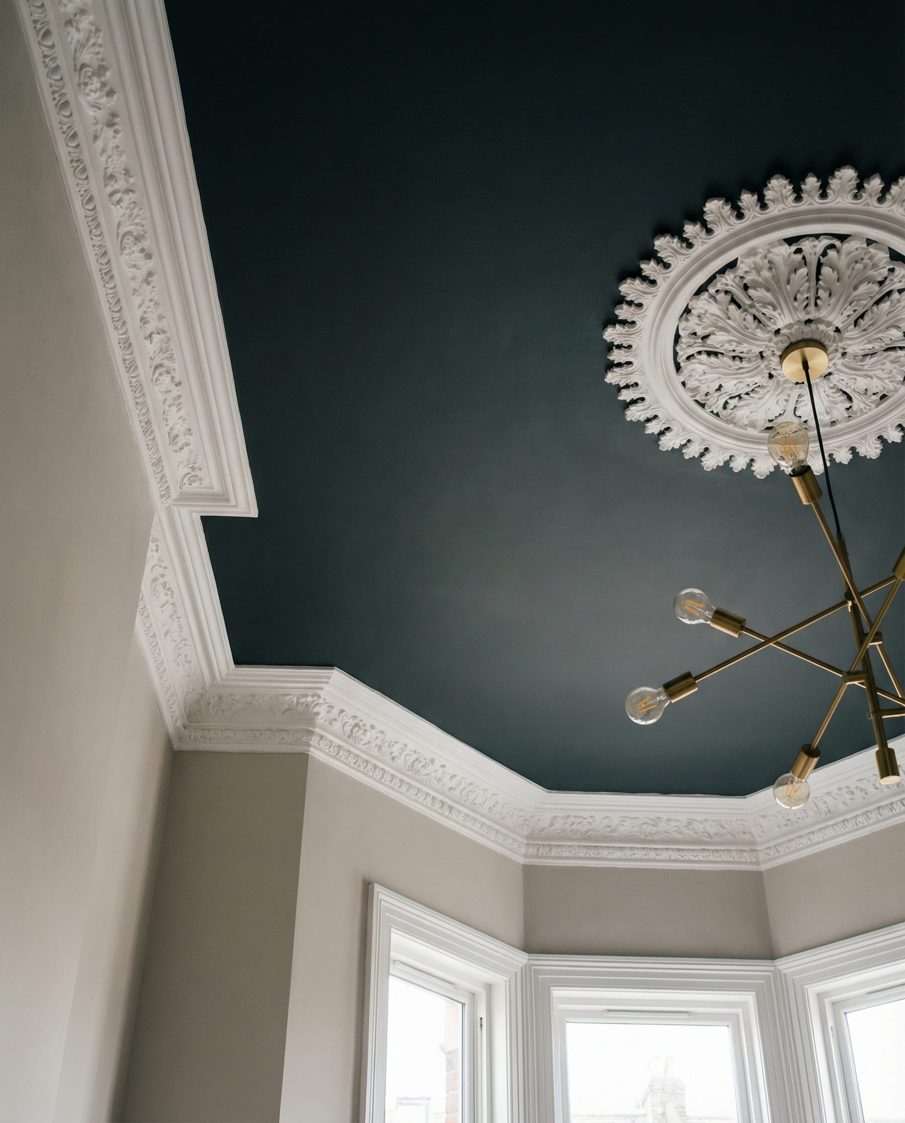 Anthracite Color in Interior Design: The 2026 Guide to the New Neutral ...