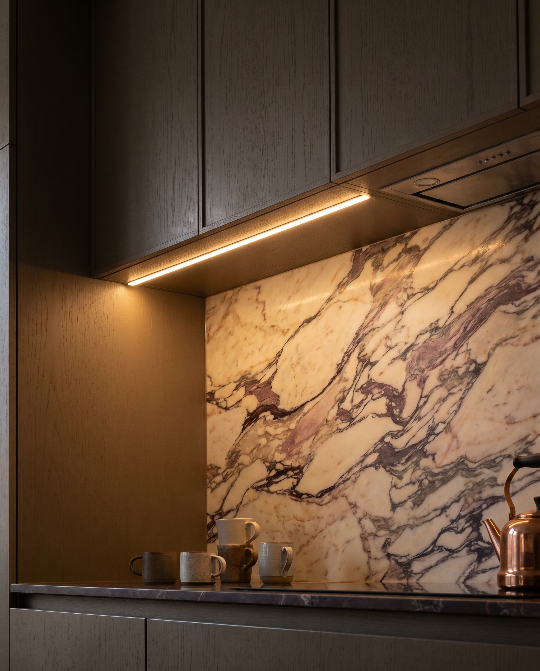 24 Calacatta Viola Marble Kitchen Backsplash Ideas & Pairings - Hackrea