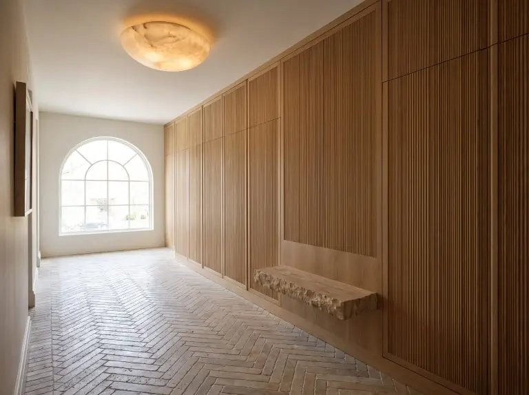 The 2027 Entryway Forecast: Blending Concealed Utility with Bespoke Aesthetics