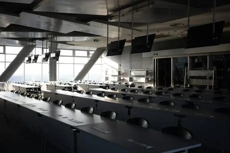 How to Seat a 200-Person Event With Folding Chairs and Tables in 2027